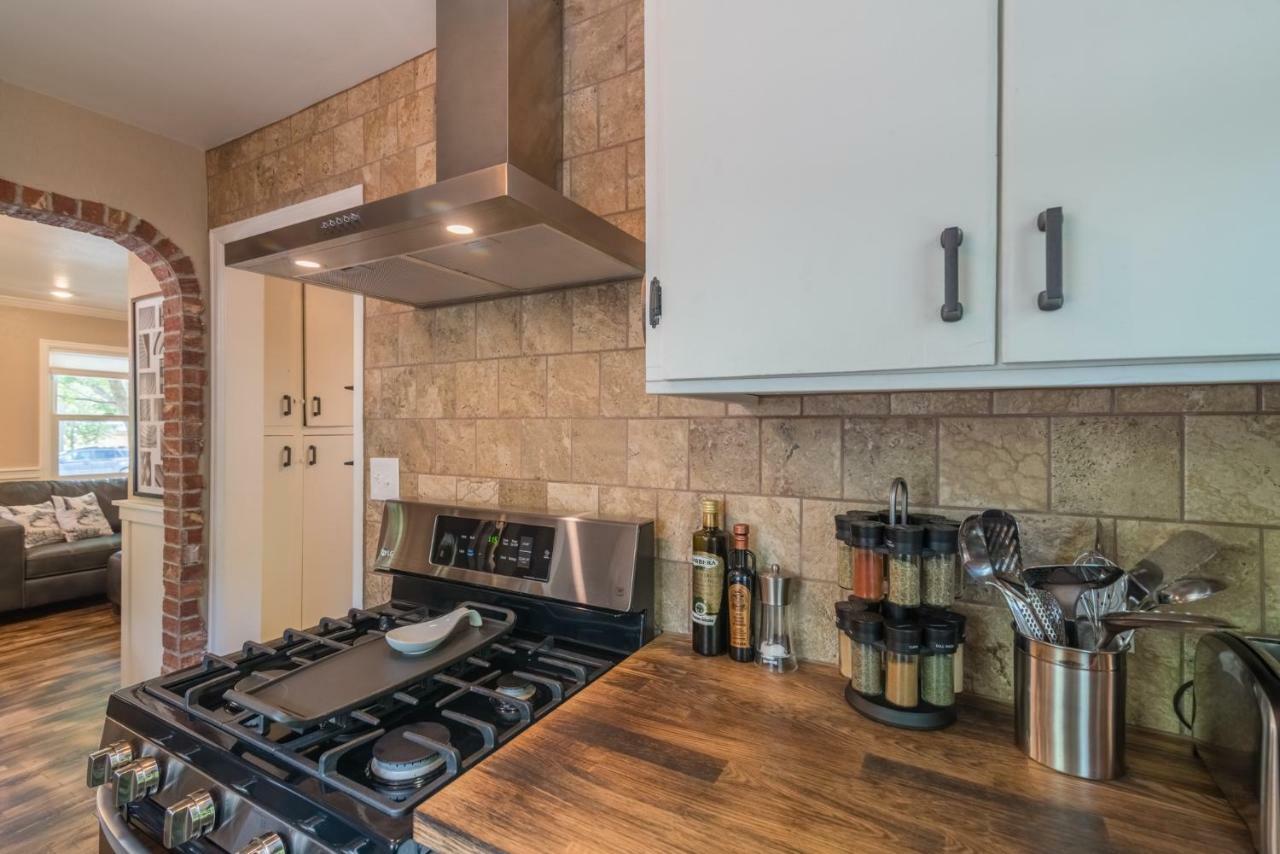 Italian Style In Old Town With Private Hot Tub Vila Fort Collins Exterior foto